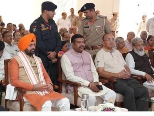 Chief Minister Sh Nayab Singh Saini listens to 139th episode of ‘Mann Ki Baat’ in Panchkula