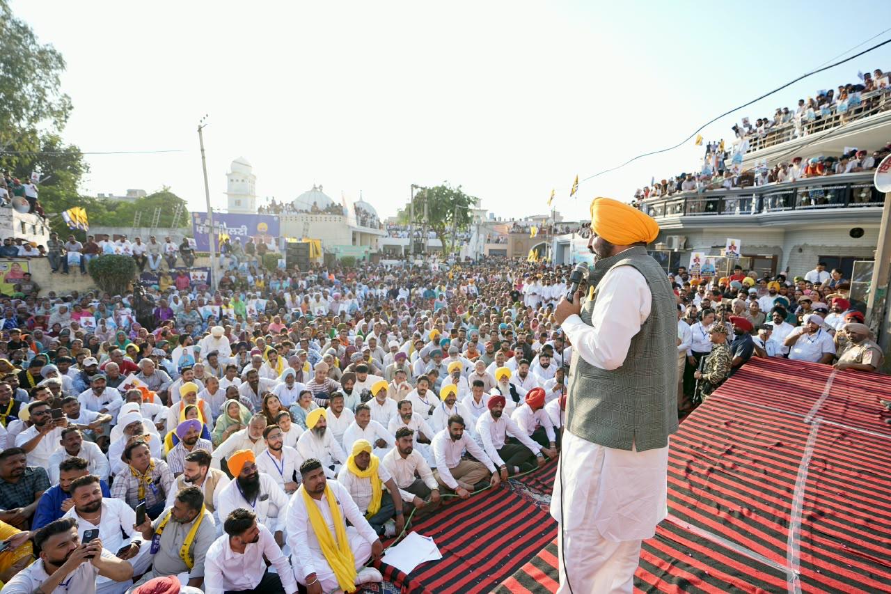 Chief Minister Bhagwant Singh Mann speaking during a Lok Milni programme at village Sarinh in Nakodar constituency of Jalandhar district